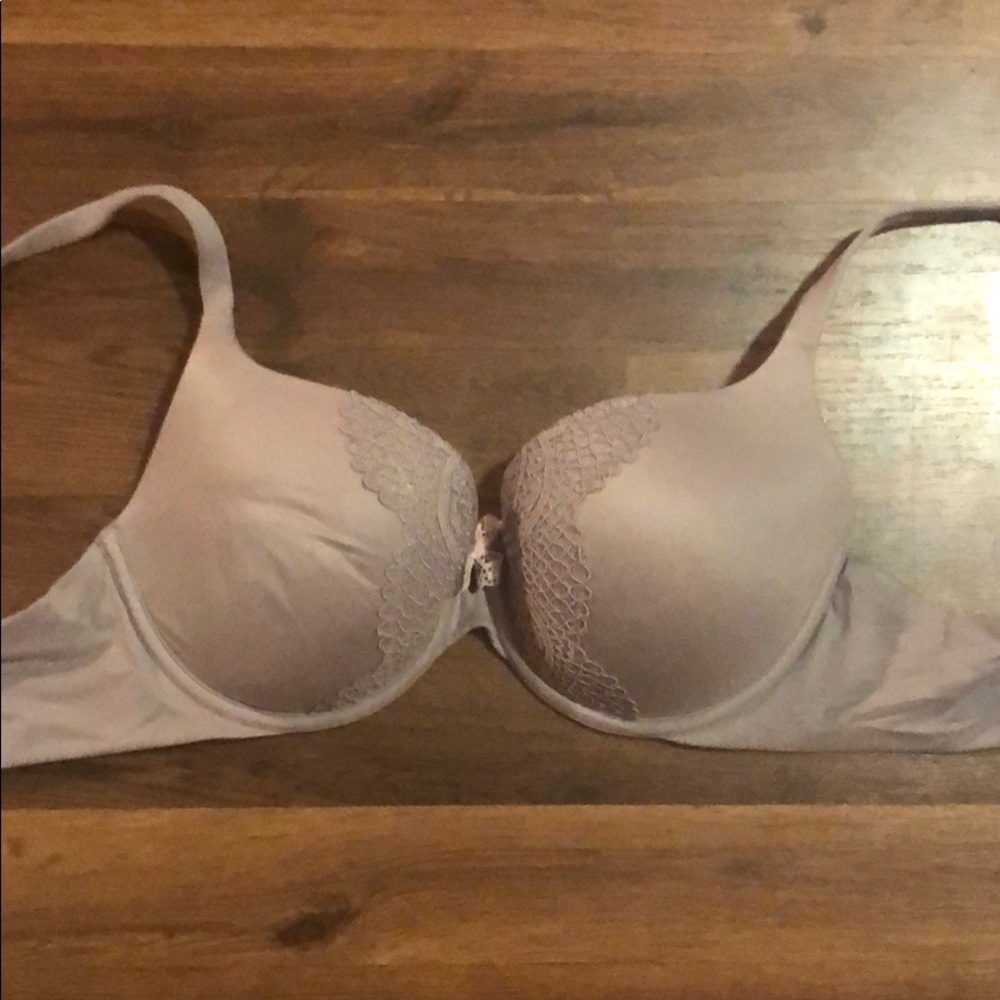 Victoria’s Secret bra